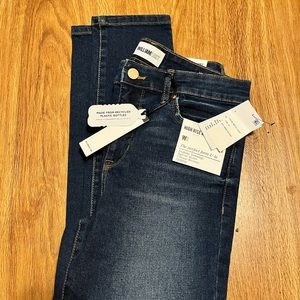 WILLIAM RAST
Sculpted High Rise Skinny ankle  Jeans